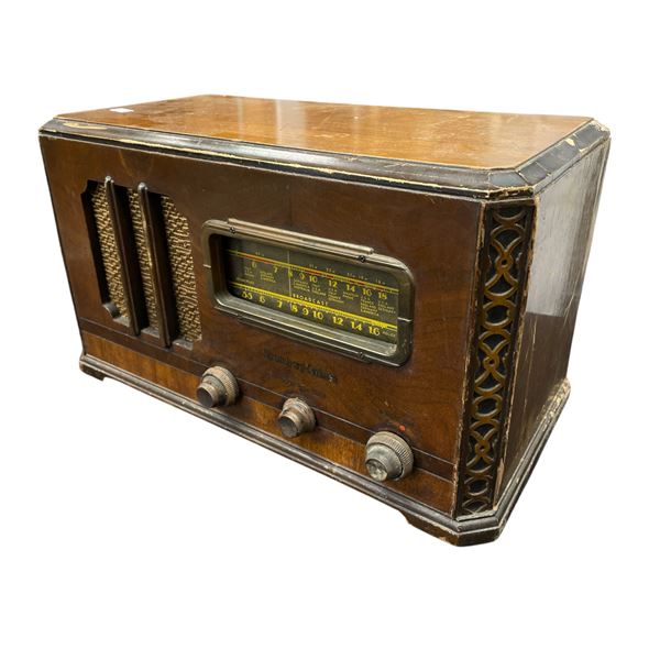 Vintage Wooden Radio