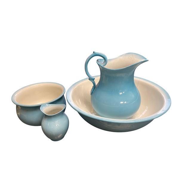 Vintage Porcelain Washbowl Set With Pitcher, Bowl, Etc..