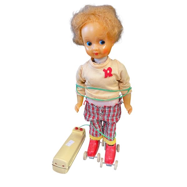 Vintage Battery Operated Roller Skater