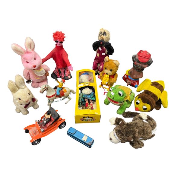 Assorted Vintage Battery Operated Toys, In Rough Condition