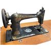 Image 3 : Vintage Singer Sewing  Desk With Built In Sewing Machine