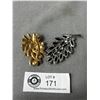 Image 2 : 2 Vintage Rhinestone Leaf Brooches