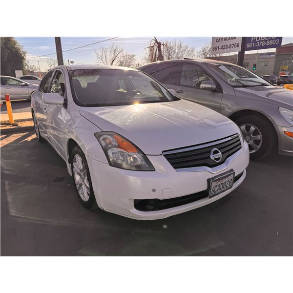 2008 Nissan Altima - CLEAN/216,125 Mi