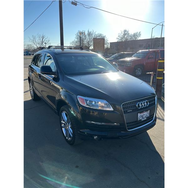 Audi Q7 - CLEAN/