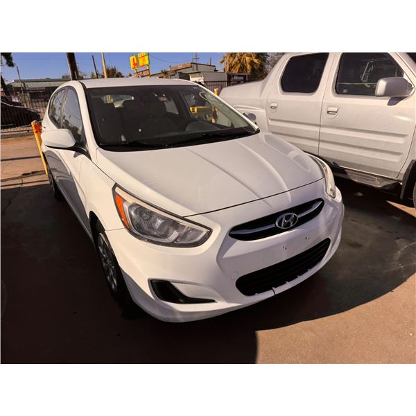 2015 Hyundai Accent - CLEAN/