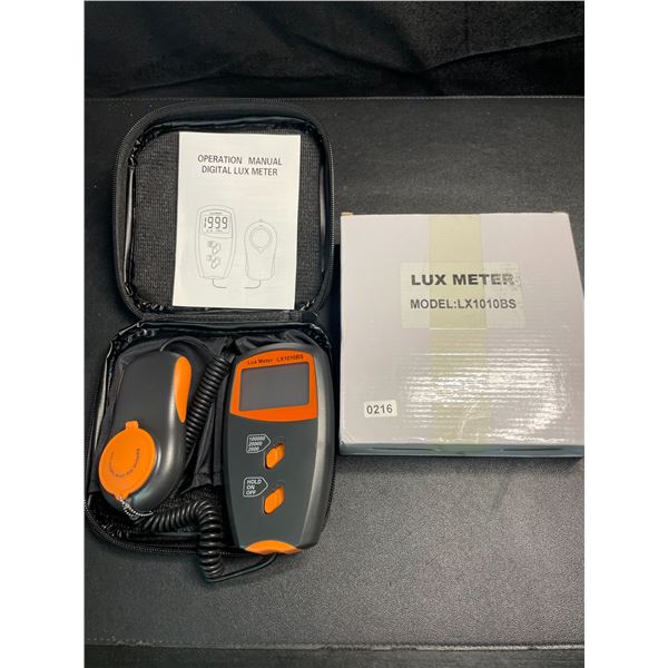 1 Digital Lux Meter Tool with Case - Brand New