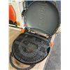 Image 3 : Napoleon Portable Outdoor Grill with Heavy Duty Carrying Case - Used