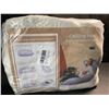 Image 3 : 1 Nursing/Maternity/Ergonomic Pillow with Removable Cover - Brand New!