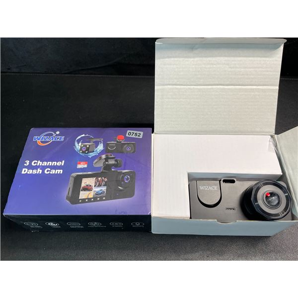 1 Wizace 3-Channel Dash Camera with 2" Screen - Brand New
