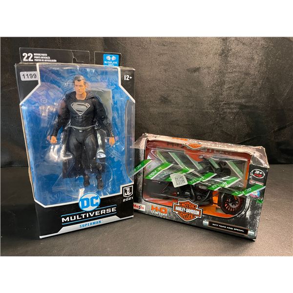 2 Collectible Action Figures/Toys - New