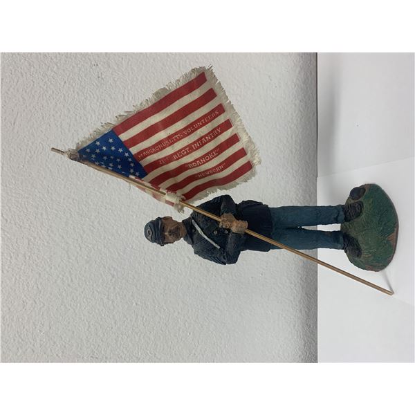 Union Soldier with flag statue