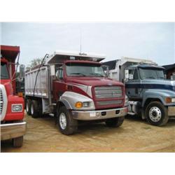 1997 FORD LOUISVILLE TRI-AXLE DUMP