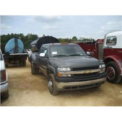 2001 CHEVROLET 3500 DUALLY PICKUP