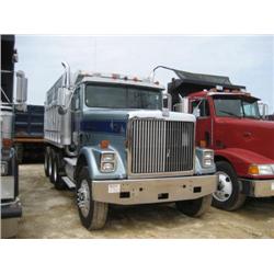 2000 INTERNATIONAL 9300 TRI-AXLE DUMP