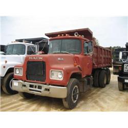 1985 MACK U686ST T/A DUMP
