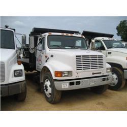 1997 INTERNATIONAL 4600 S/A FLAT DUMP