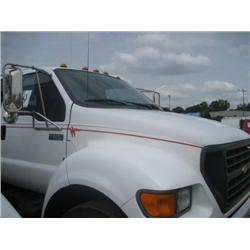2000 FORD F650 XLT CREW CAB FLATBED