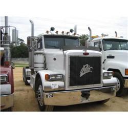 2000 PETERBILT 379 T/A TRUCK TRACTOR