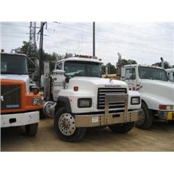 1994 MACK RD688S T/A TRUCK TRACTOR