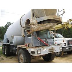 1999 FREIGHTLINER FLD120 T/A TRUCK TRACTOR
