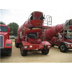2002 ADVANCE T/A MIXER TRUCK