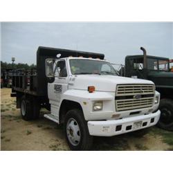 1988 FORD F600 S/A FUEL & LUBE TRUCK