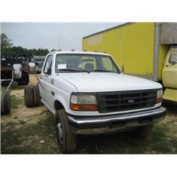 1995 FORD SUPER DUTY CAB & CHASSIS