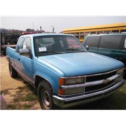 1993 CHEVROLET 2500 EXTENDED CAB PICKUP