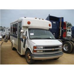 2000 CHEVROLET 3500 BUS