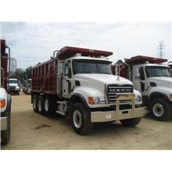 2007 MACK CV713 TRI-AXLE DUMP