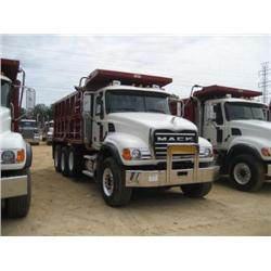 2007 MACK CV713 TRI-AXLE DUMP