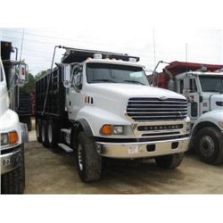 2005 STERLING LT9500 TRI-AXLE DUMP