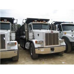 2004 PETERBILT 378 TRI-AXLE DUMP