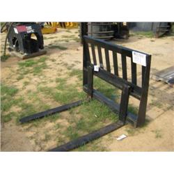 (UNUSED) PALLET FORK ATTACHMENT W/ UNIVERSAL
