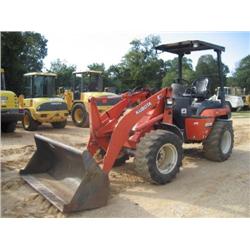 KUBOTA R520S RUBBER TIRED LOADER