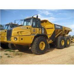 (UNUSED) JOHN DEERE 400D 6X6 ARTICULATED DUMP S/N 611163 (07 YR) 40T CAP