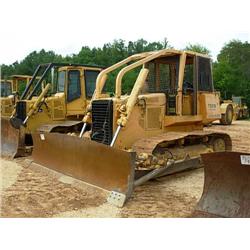 JOHN DEERE 750B CRAWLER TRACTOR