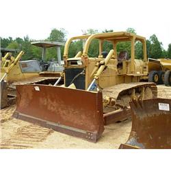 KOMATSU D65E CRAWLER TRACTOR
