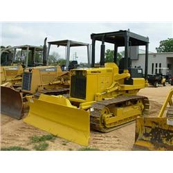 KOMATSU D31 CRAWLER TRACTOR