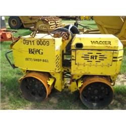 WACKER RT 820 TRENCH COMPACTOR