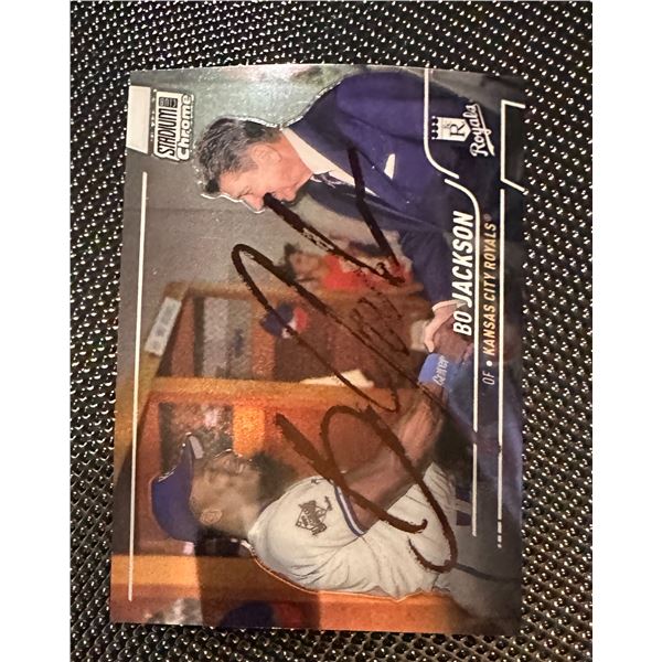 Bo Jackson Autographed Card