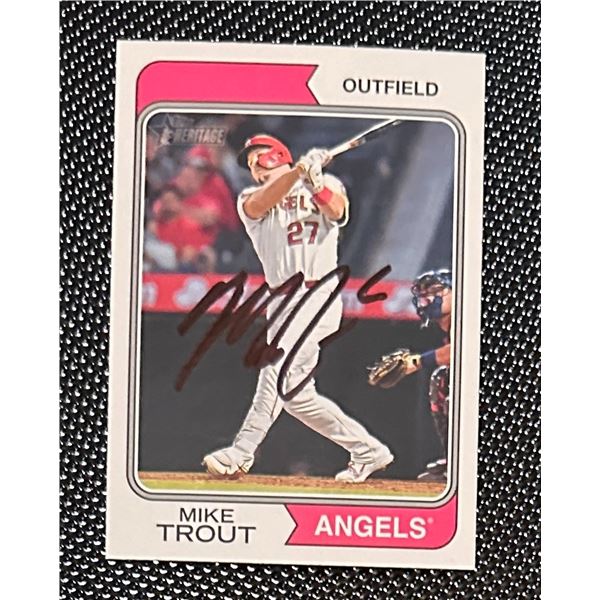Mike Trout AUTOGRAPHED Card