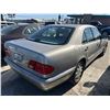 Image 3 : 1998 Mercedes-benz E-Class
