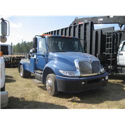 2003 INTERNATION 4200 S/A WRECKER S/N H571078 VT365