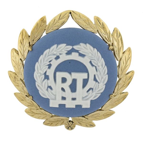 Wedgwood Laurel 10k Gold Textured Circle Wreath Pin Brooch Pendant w/ Jasperwar