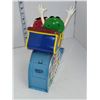 Image 4 : M&M Candy Dispenser