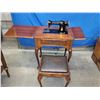 Image 1 : Antique 1904 Singer Sewing Machine with Stool & Wooden Case Working