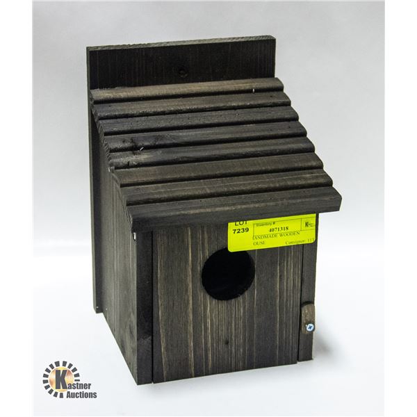 NEW HANDMADE WOODEN BIRDHOUSE