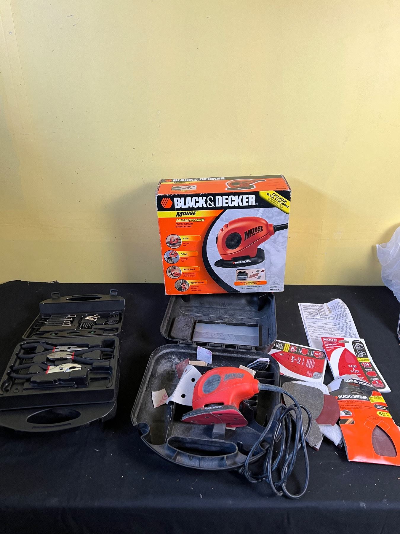 Black & Decker Mouse Sander Polisher & Jobmate Tool Kit - Sunrise ...