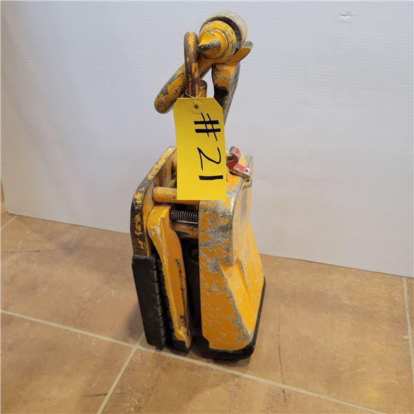 Aardwolf slab clamp, missing latch spring but still works